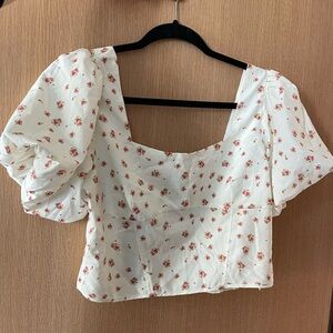 never worn Cider floral top!